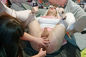 Chubby Girl Couple Has Kinky Pegging With Strap-on Horse Dildo & Sissies Ass