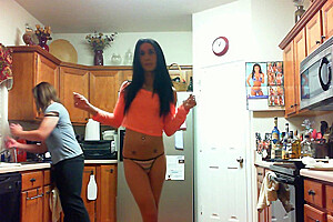 Kimberly George Webcamming While Roommate Cooks Eggs 123 Kimberlygeorge