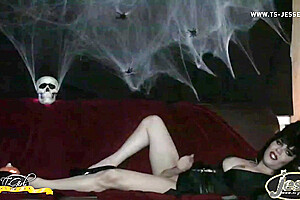 Halloween Tranny Queen Stroking Her Big Dick - Ts Jesse
