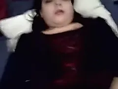 My older brunette hair hair white large nice-looking woman with her legs wide open