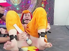 Ash vibes a helpless Lux Lives as Charmander