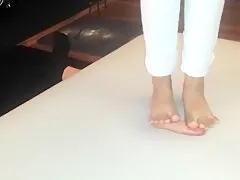 Cock crush dance in white jeans barefoot