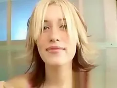 Vibrant Gal Foot Fetish Wild Makeout