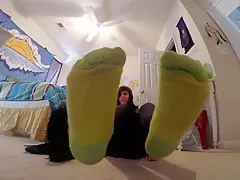 teen 18+ show her dirty feet and socks