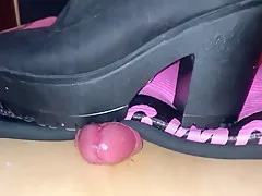 Cock trample under mat + cum shot