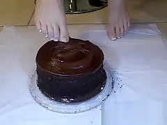 Lelu Love-Lick Messy Chocolate Cake Off My Feet JOE