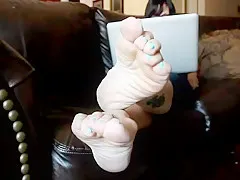 soles mature joi feet