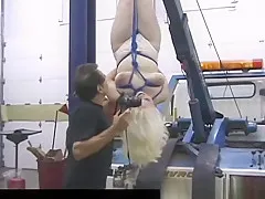 Bondage newbie Liz gets tormented