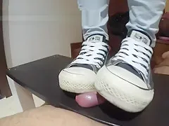 Taiwanese Converse cock crush (no cum)
