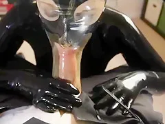 latex breathplay gummi rubber cumshot