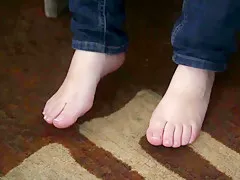 Little piggies get a shave - pampered feets