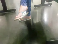 Candid cute toes and foot feet pezinhos