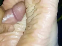 MamiLatina sneak late night footjob wild cumshot