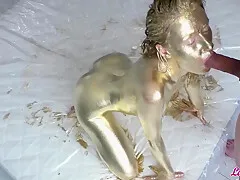 She Paints Herself And Deepthroats And Fucks Doggystyle