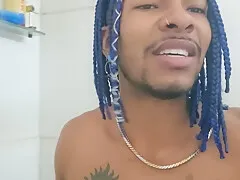 Minha Amiga Acordou Com A Pica Grande Na Buceta