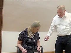 Mara - New Prisoner In The Office Teil 3 Von 8