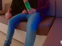 I Put My Dick In A Box Of Chips And Served My Stepmom! Her Reaction Was Amazing!