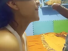 Mi Pasoprimo Me Engana Con El Juego De Los Sabores Y Mete Su Pene A Mi Boca Y Me Llena De Semen