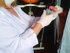 Suddenly Cummed On The Nurse While Taking The Sperm Analysis