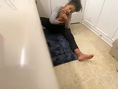 Sexy feet licking beautiful feet