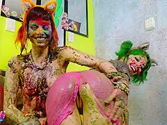 Cake Sploshing Real Lesbians
