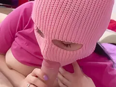 Trahnul V Rot Svou Podrugu