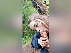 Naughtynini - I Lick Dirt Off My Feet For You