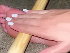 Toes & Soles Oil Massage And Foot Roller For Arch