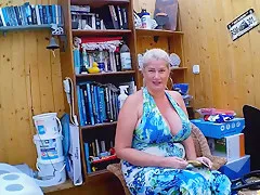 Blonde Mild With Great Tits